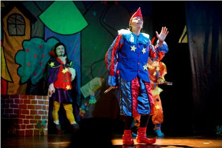 comedia26