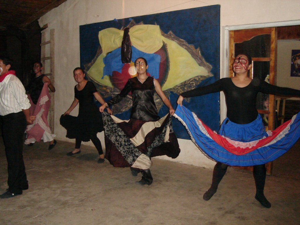 Celebrando Naciones.jpg